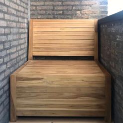 Balkonbank 85 cm breed - Met opbergruimte - Duurzaam Teakhout - Kleine tuinbank voor balkon, veranda of kleine tuin - 85 x 65 x 90 cm Balkonbank van 85 cm op een klein en smal balkon in Den Haag