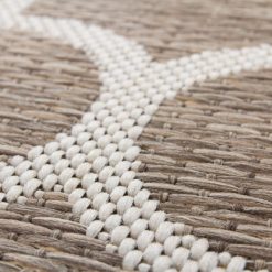 Alfombra de balcón con estampado morisco. Muy adecuada para exteriores.