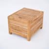 Teakhouten Balkonhocker. Een voetenbank, bijzettafel en extra stoel in 1
