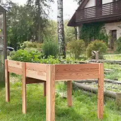 Grøntsagsdyrkningsskasse på ben