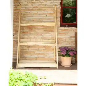 Échelle à plantes en bois à trois niveaux. Vide. Vue de face